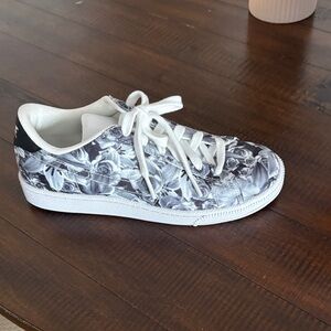 Nike women's tennis classic print